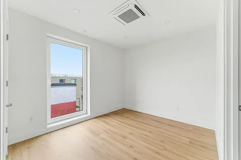 1035 Commonwealth Avenue Boston MA 02215