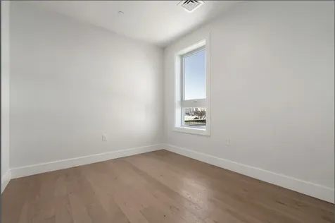 301 Border Street Boston MA 02128