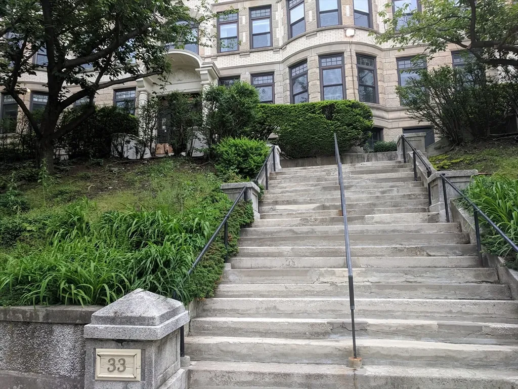 33 Westbourne Terrace Brookline MA 02446