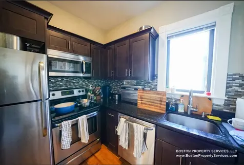 39 Bay Road Boston MA 02151