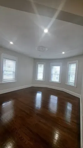 7 Samoset Boston MA 02124