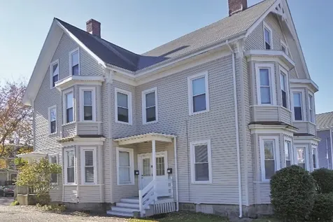 23 Maple Street Waltham MA 02453