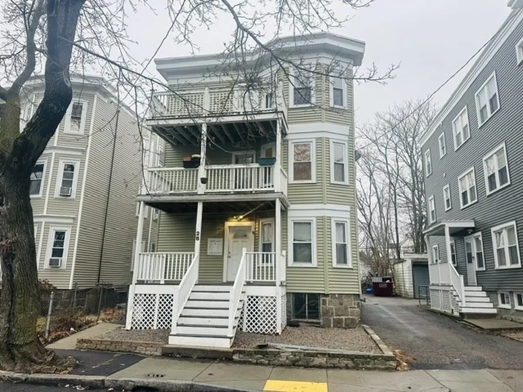 28 Melbourne Street Boston MA 02124