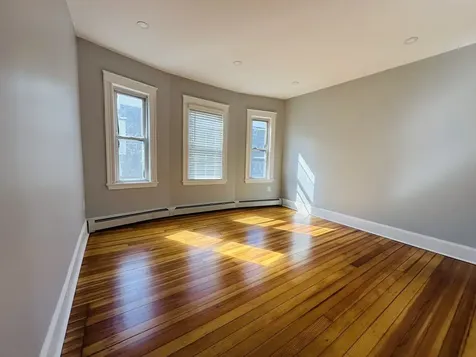 28 Melbourne Street Boston MA 02124