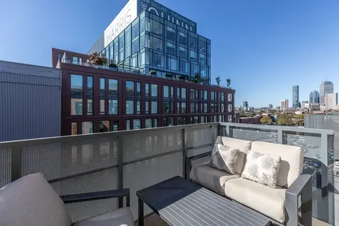 32 Traveler Street Boston MA 02118