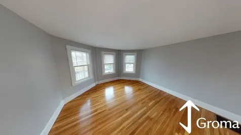 153 Saratoga Street Boston MA 02128