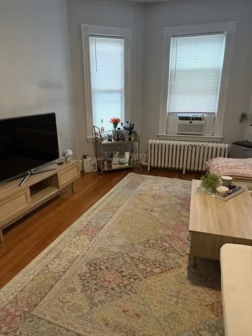 699 East 7th Street Boston MA 02127
