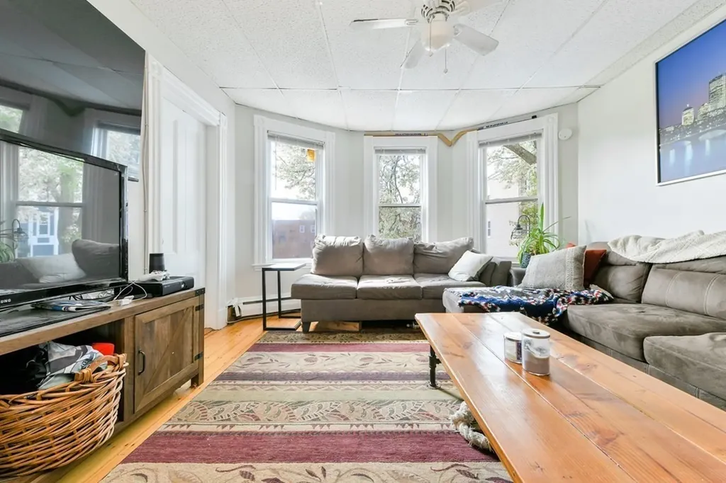 748 E 3rd Boston MA 02127