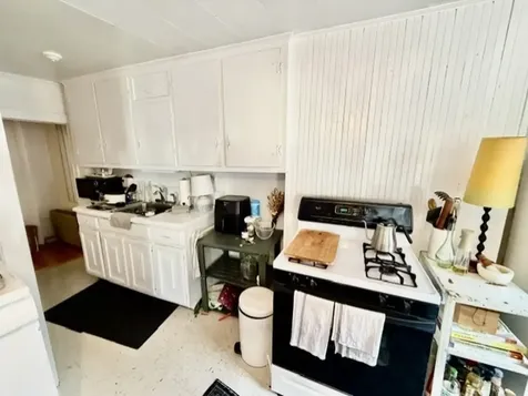 12 Hanover Avenue Boston MA 02109