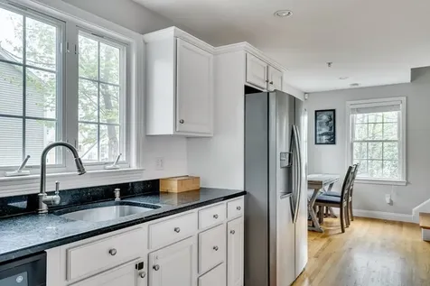 39 Bacon Waltham MA 02451