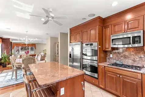 296 College Farm Road Waltham MA 02451