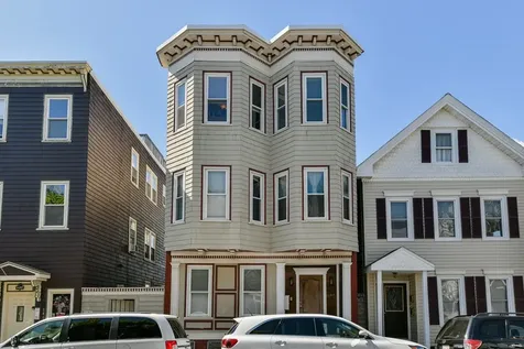 539 East 7th Street Boston MA 02127