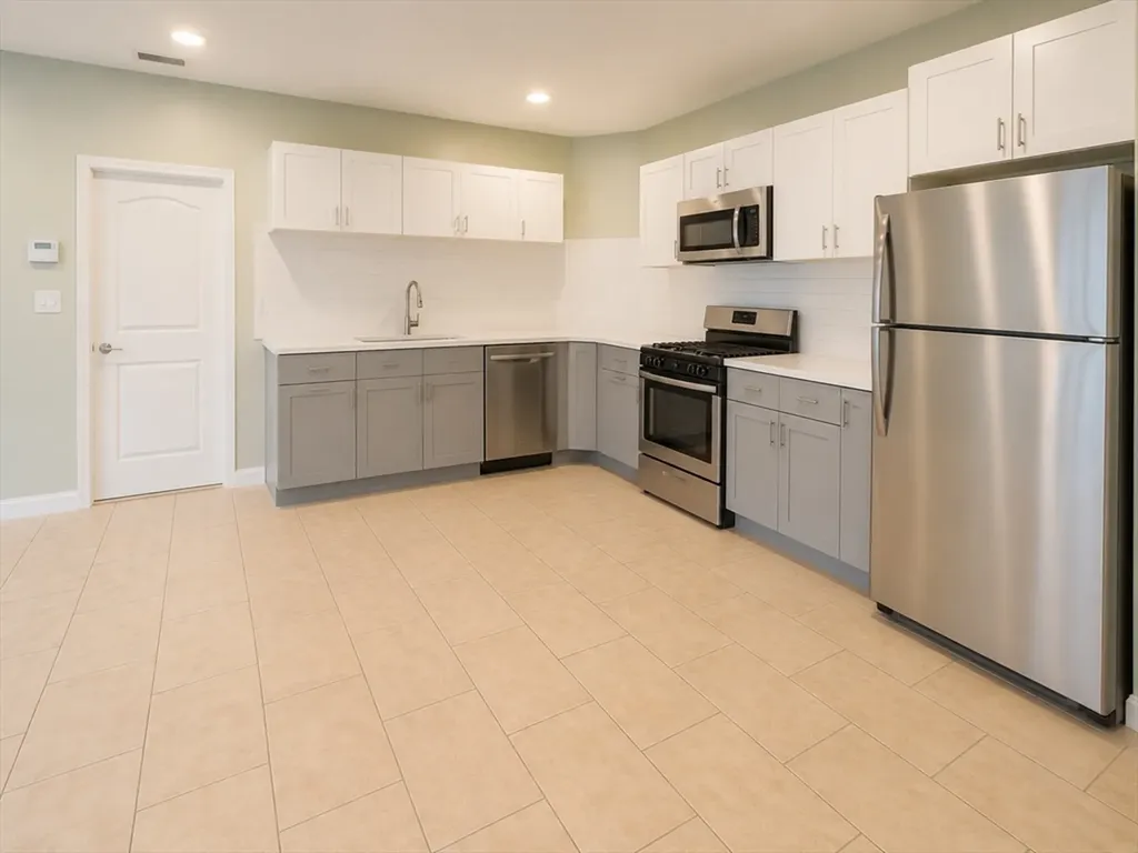 299 Dudley Boston MA 02119