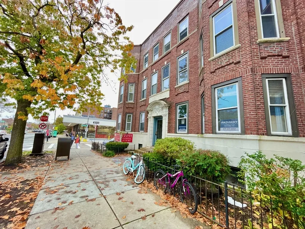 1284 Commonwealth Avenue Boston MA 02134