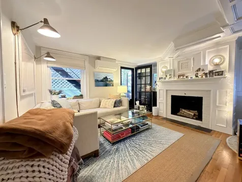 41 Pickney Street Boston MA 02114
