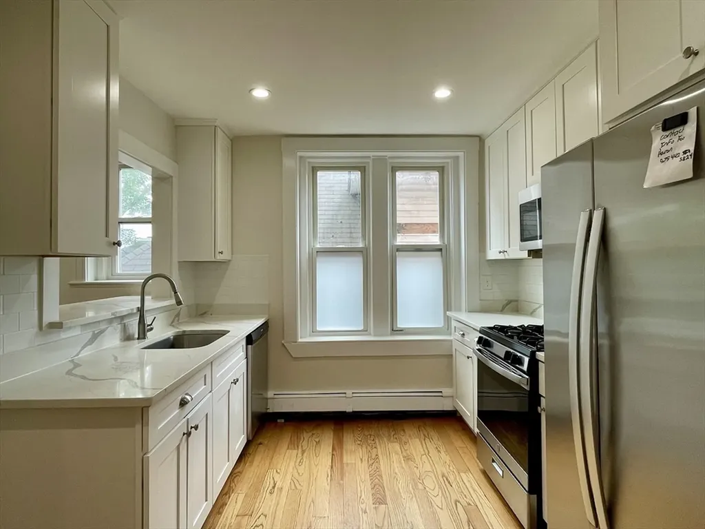 376 Washington Street Boston MA 02124