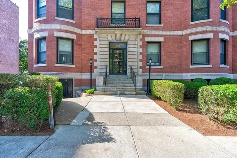1064 Beacon Street Brookline MA 02446