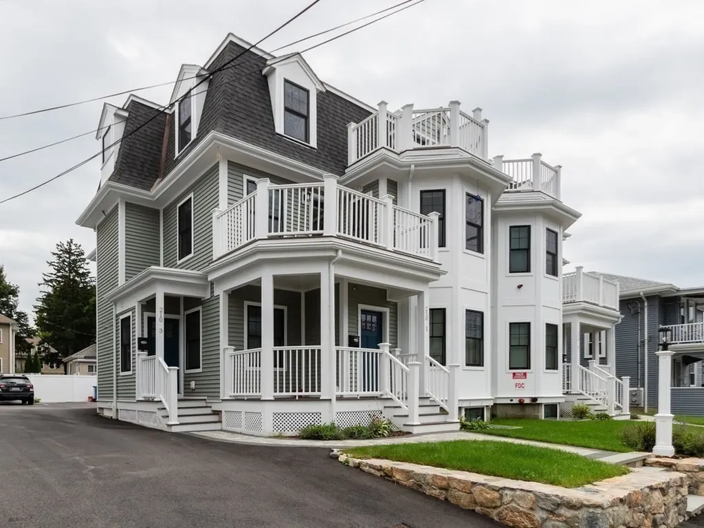 210 Adams Waltham MA 02435