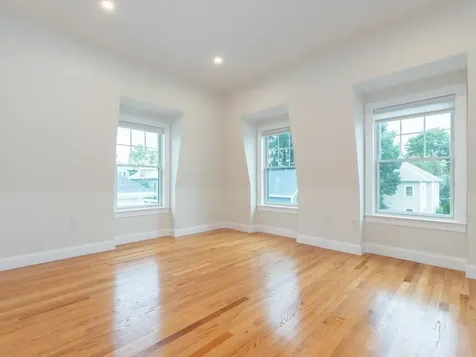 210 Adams Waltham MA 02435