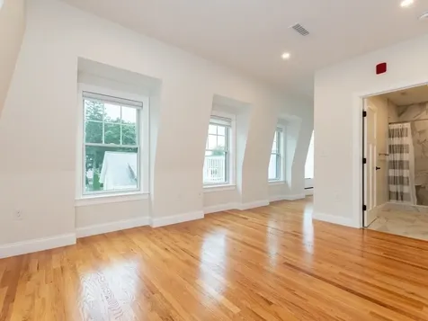 210 Adams Waltham MA 02435