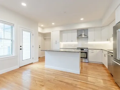 210 Adams Waltham MA 02435
