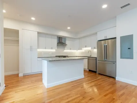 210 Adams Waltham MA 02435