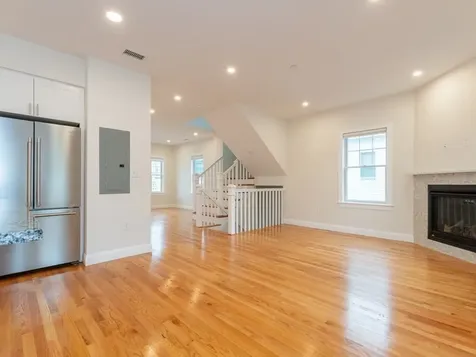 210 Adams Waltham MA 02435