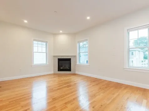 210 Adams Waltham MA 02435