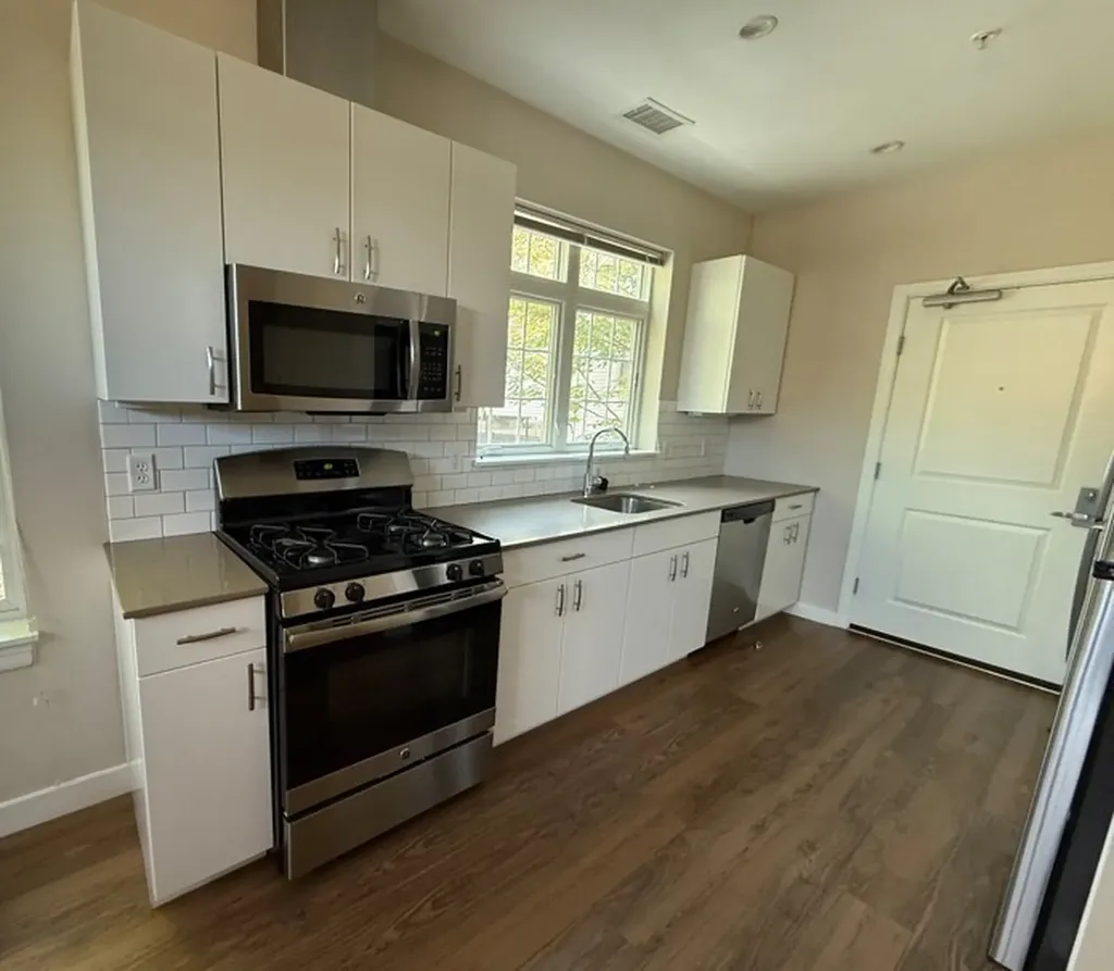 11 Alder Street Waltham MA 02452