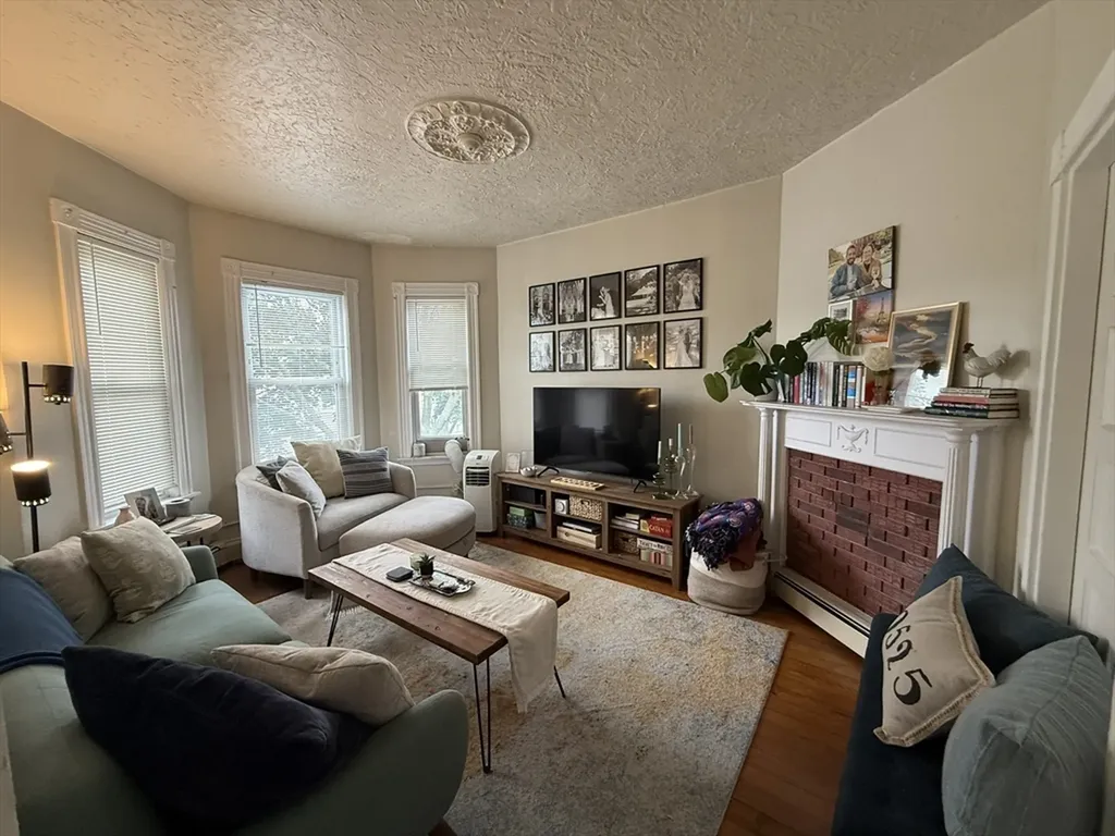 261 East Cottage Street Boston MA 02125
