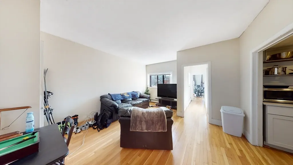 513 Beacon Boston MA 02215