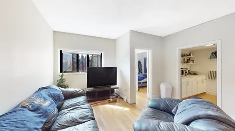 513 Beacon Boston MA 02215