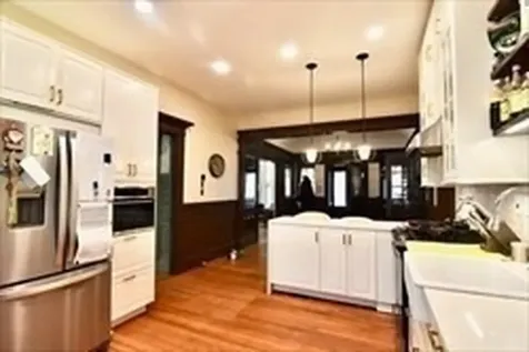 28 Brookledge Boston MA 02121