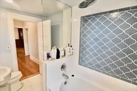 28 Brookledge Boston MA 02121
