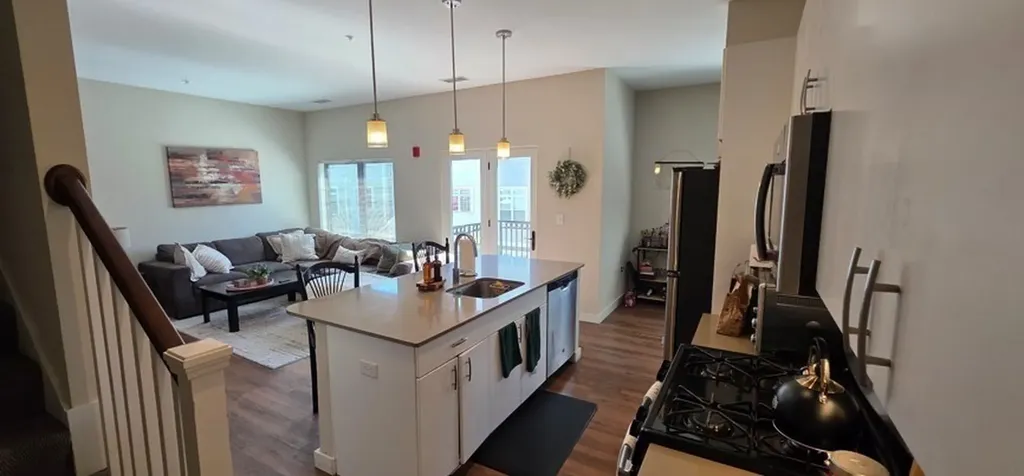 560 Moody Waltham MA 02452