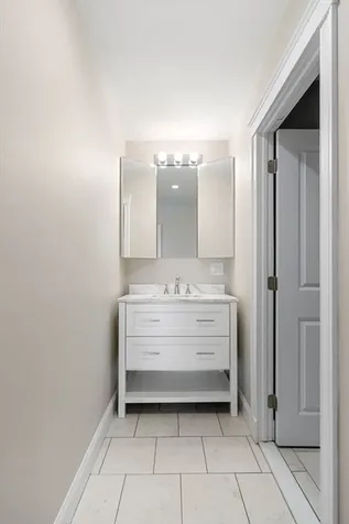 566 Commonwealth Avenue Boston MA 02215