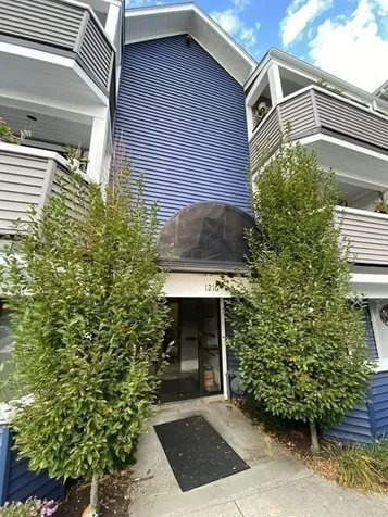 1216 Vfw Parkway Boston MA 02132
