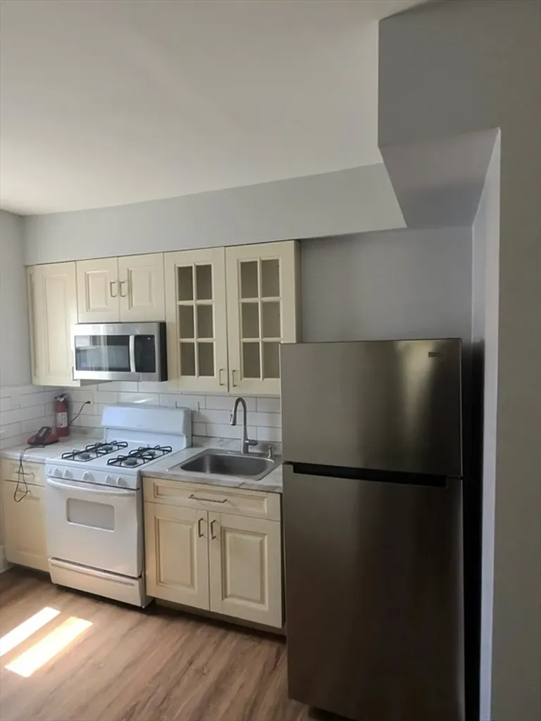 42 Rosedale Street Boston MA 02124