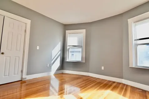 21 Treadway Road Boston MA 02125