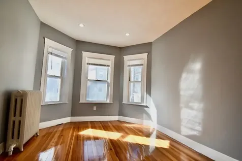 21 Treadway Road Boston MA 02125