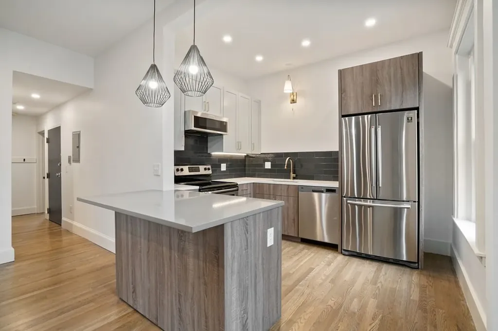 512 Massachusetts Avenue Boston MA 02118