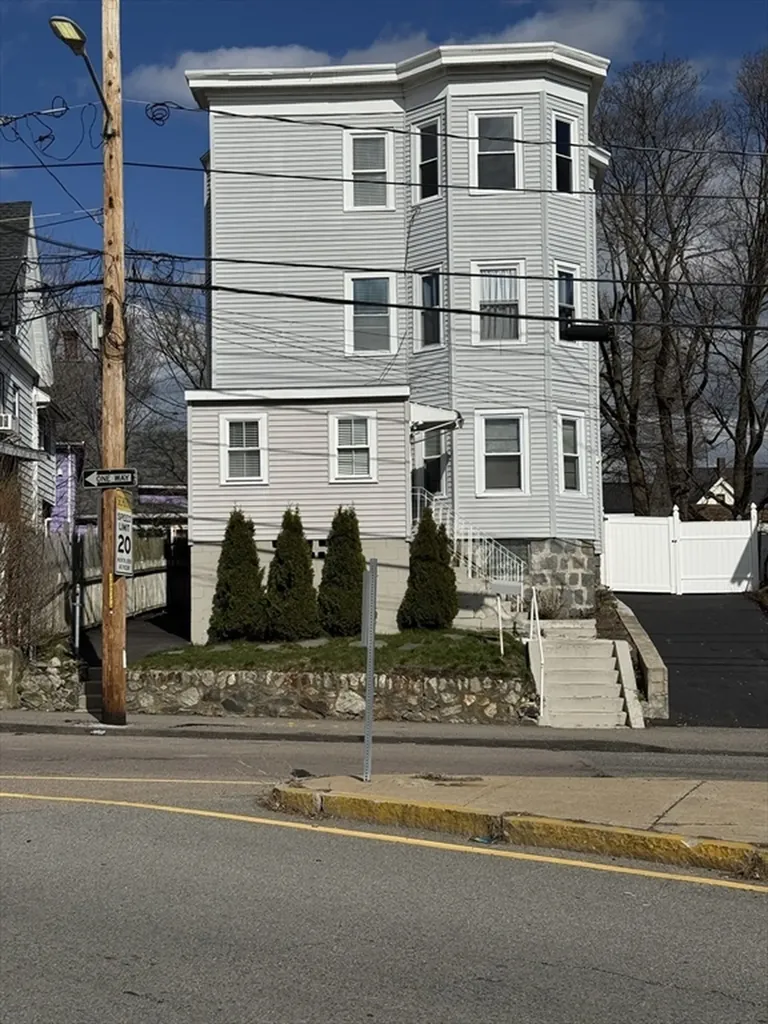 630 Metropolitan Avenue Boston MA 02136