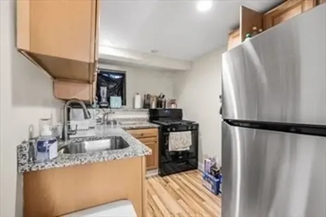39 Glenville Avenue Boston MA 02134
