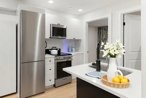 19 Bartlett Place Boston MA 02113