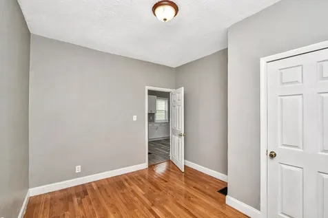 352 Norfolk Street Boston MA 02124