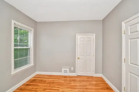 352 Norfolk Street Boston MA 02124