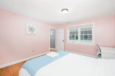 89 Overland Waltham MA 02451