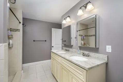 89 Overland Waltham MA 02451