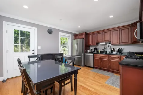 89 Overland Waltham MA 02451