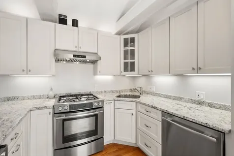 37 Mount Vernon Street Boston MA 02129